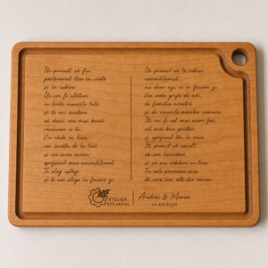 Tocător personalizat din lemn cu jurăminte de nuntă gravate, nume și dată