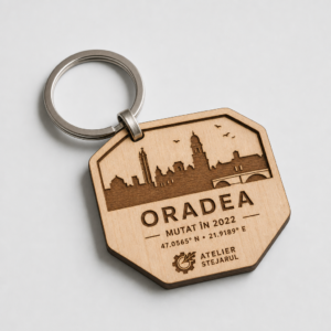 Breloc personalizat Atelier Stejarul din lemn cu silueta originală a orașului