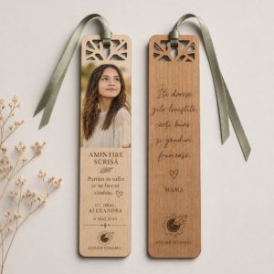 Semn de carte personalizat Atelier Stejarul cu fotografie portret și panglică
